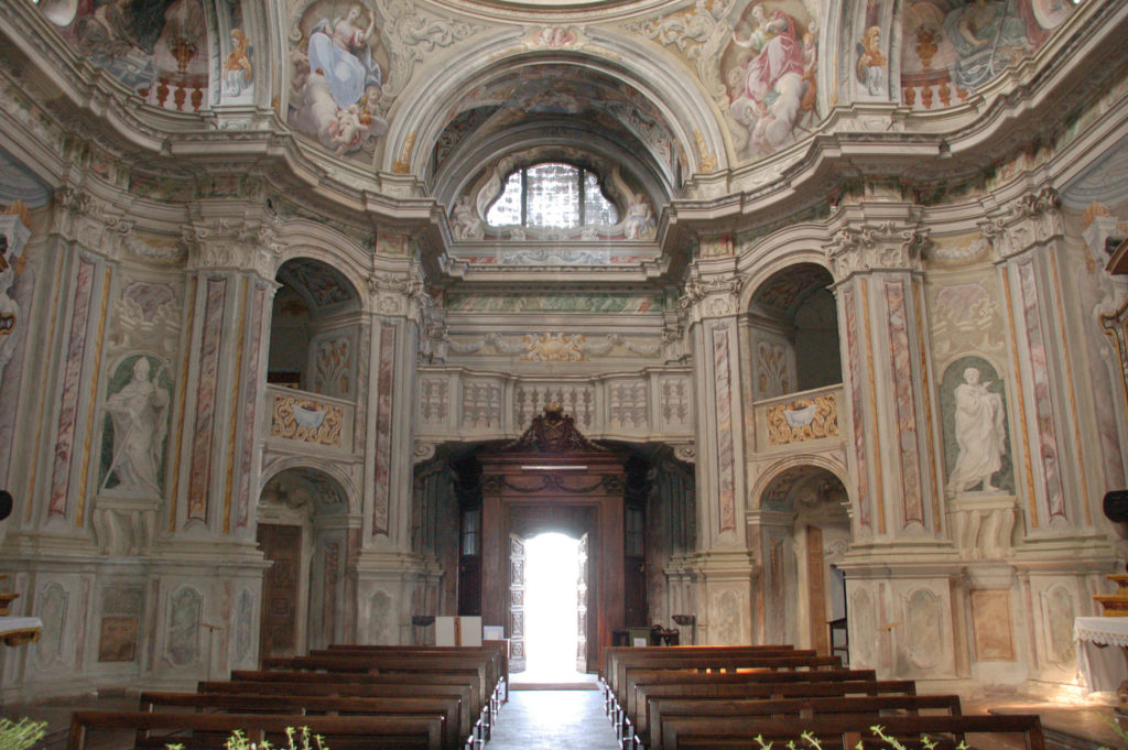 04-12-2014 chiesa di santa caterina interno