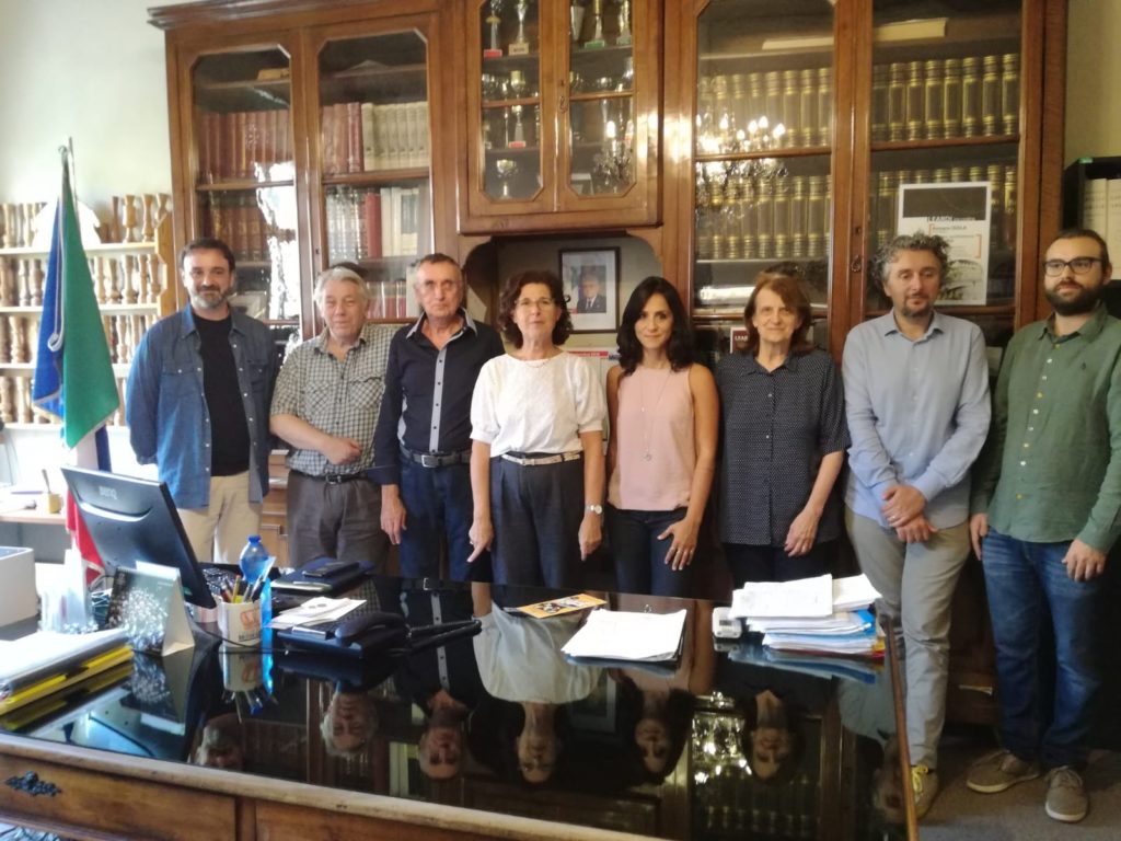 Nella foto lo staff dei docenti del nuovo Liceo Artistico del Leardi